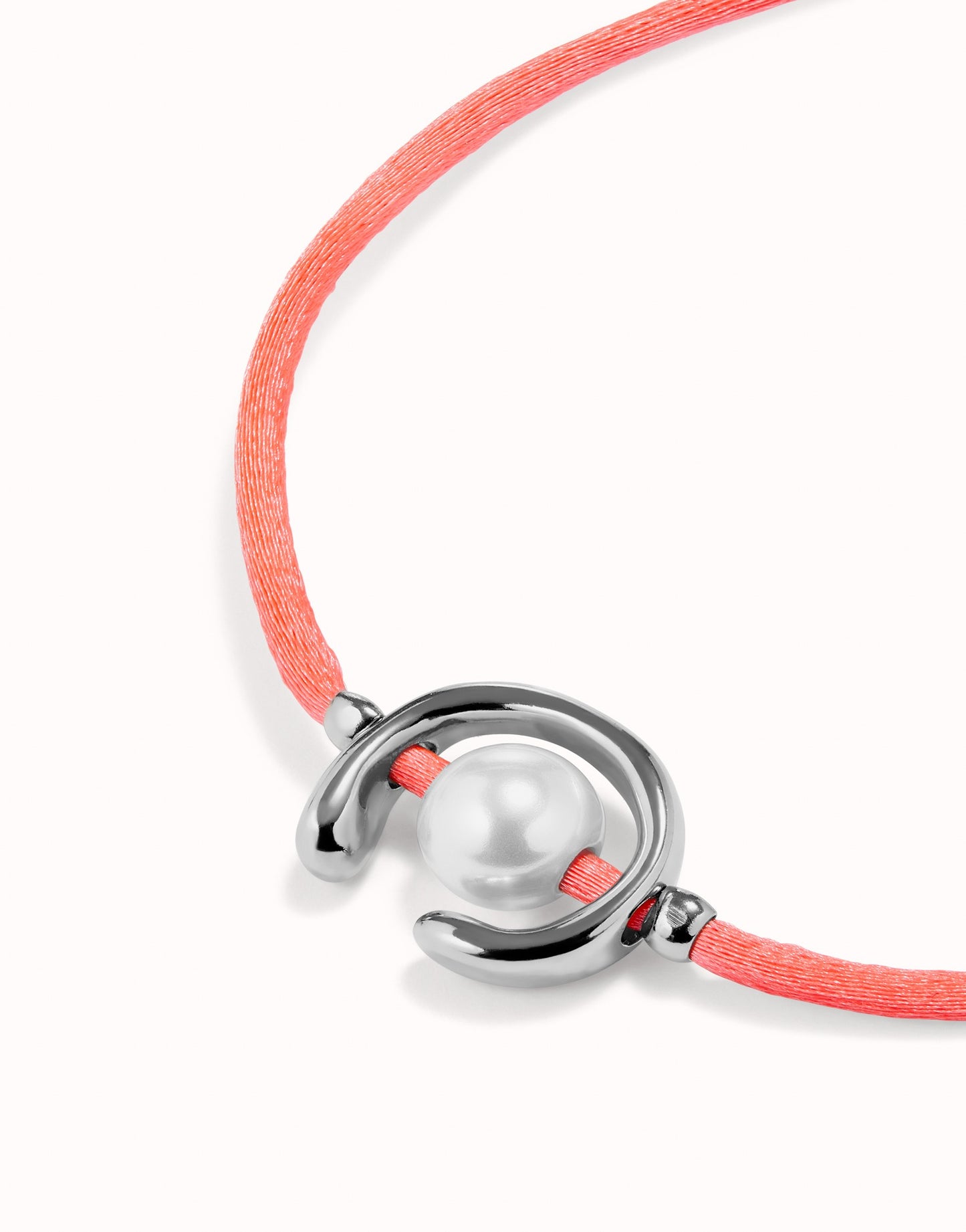 Pulsera hilo con perla silver