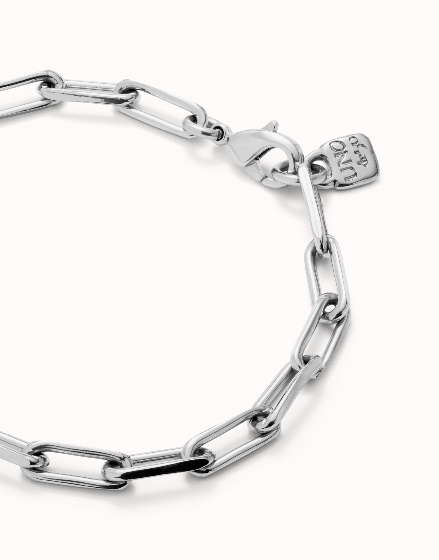 Sterling silver bracelet with big links.