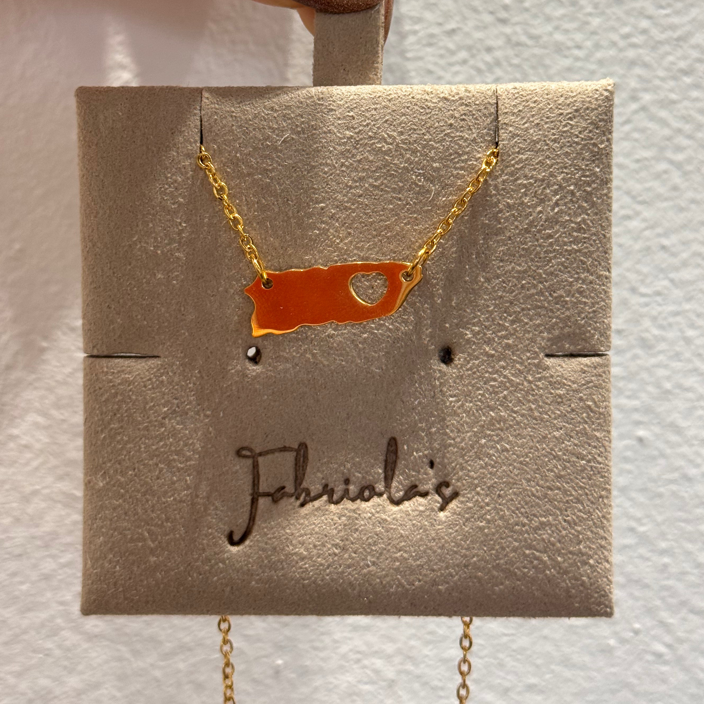 PR Island Necklace