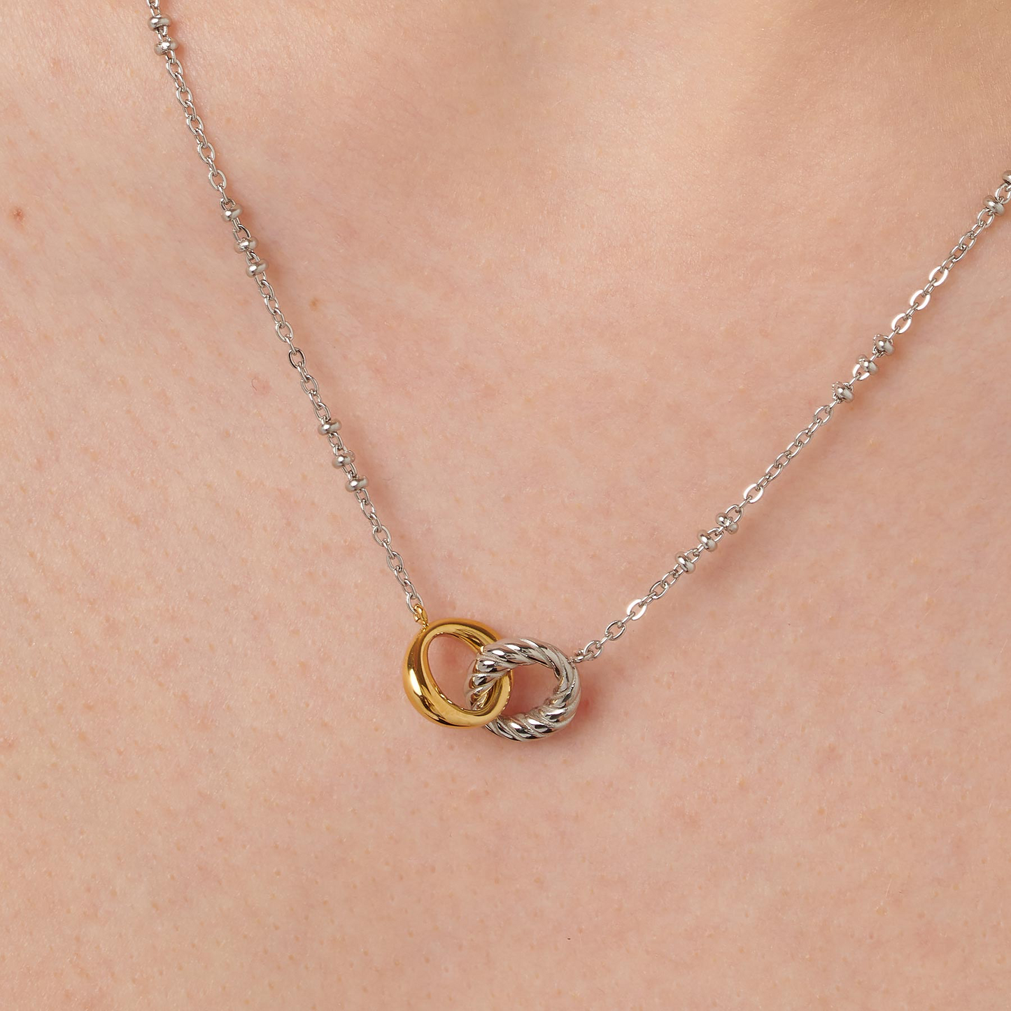 NECKLACE AMY BAY03
