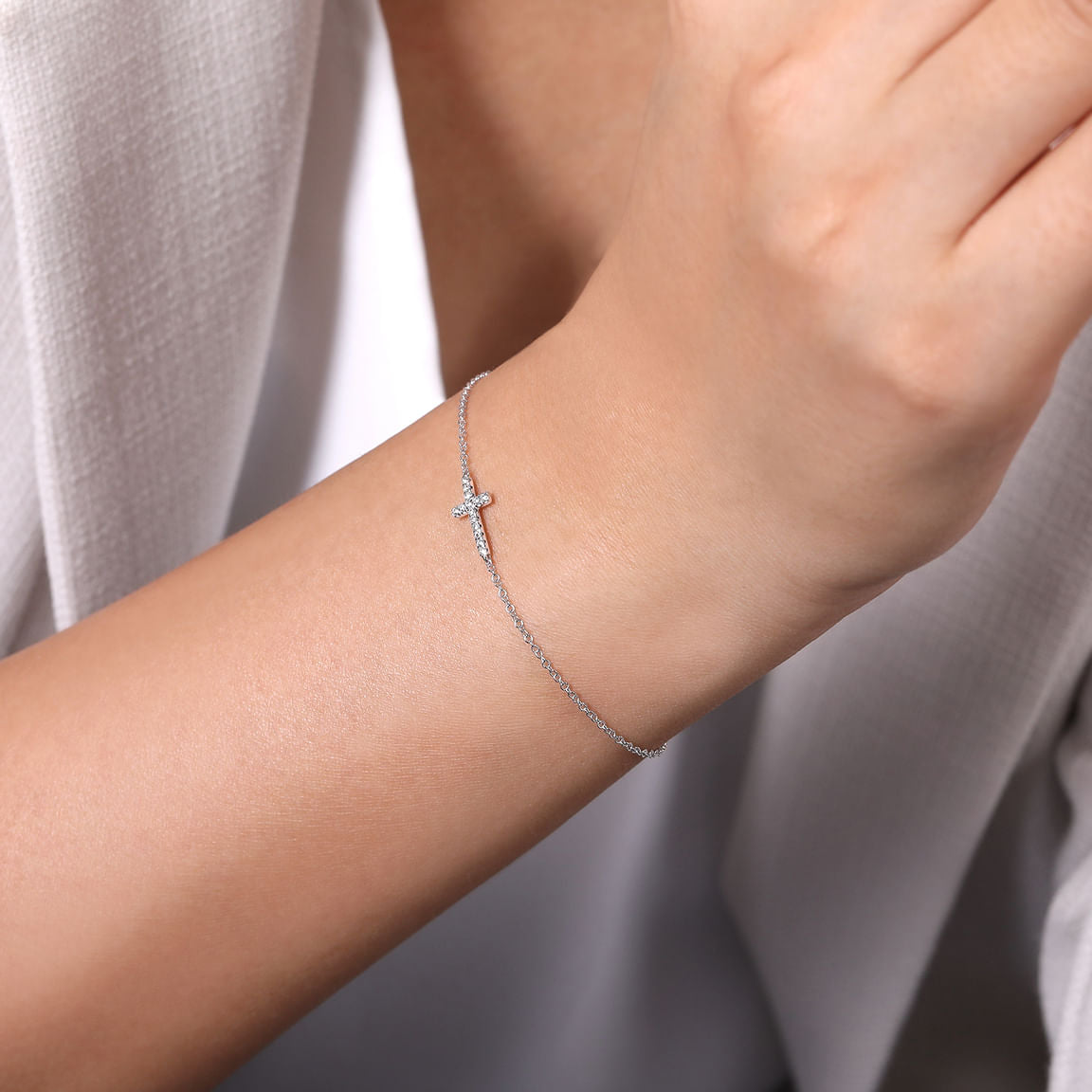 Gabriel & Co. 14K White Gold Diamond Cross Chain Bracelet TB3320W45JJ