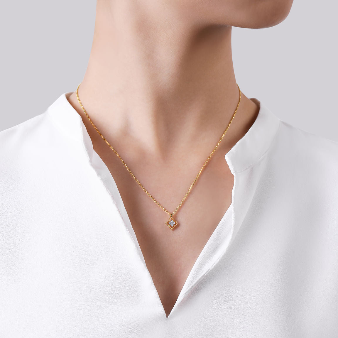Gabriel & Co. 14K Yellow Gold Clover Diamond Pendant Necklace NK6868Y45JJ