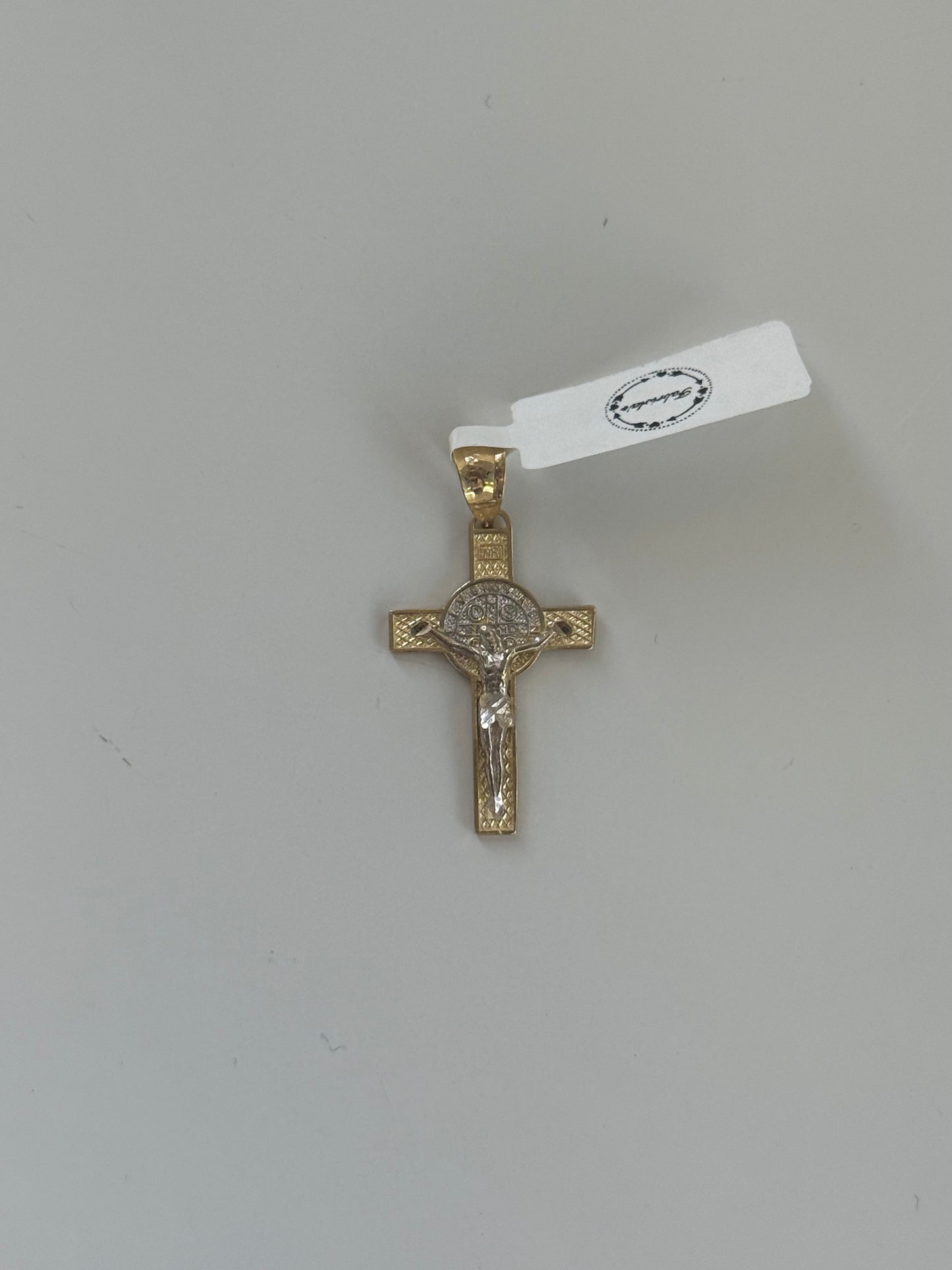 Fabriola’s 14k CRUCIFIX