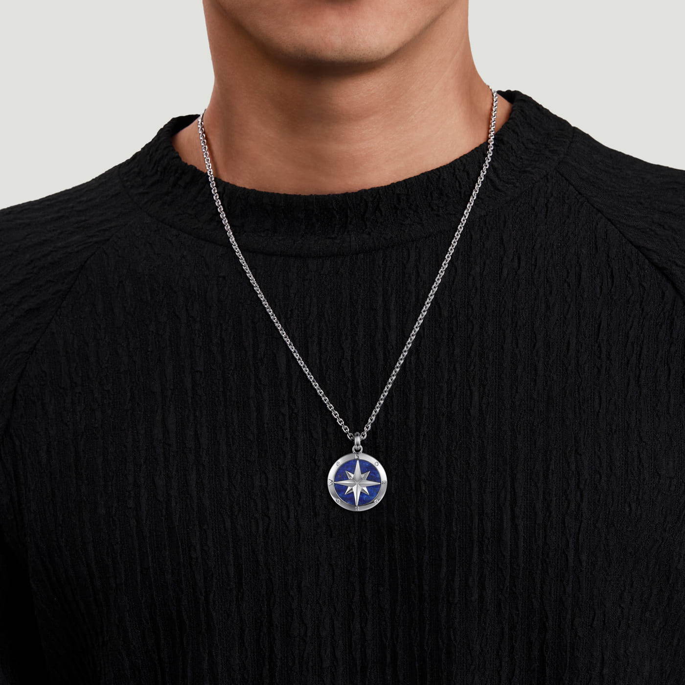 925 Sterling Silver Diamond and Lapis Compass Pendant Necklace NKM2138-22SV5LP