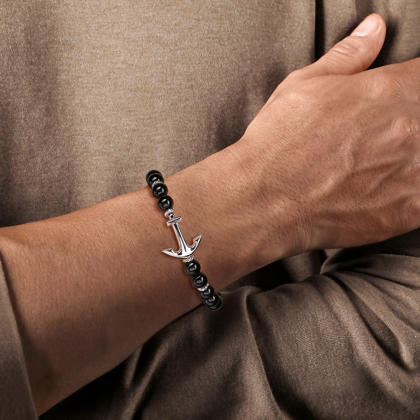 Sterling Silver and 8mm Onyx Beaded Bracelet with Anchor TBM2039SVJOX