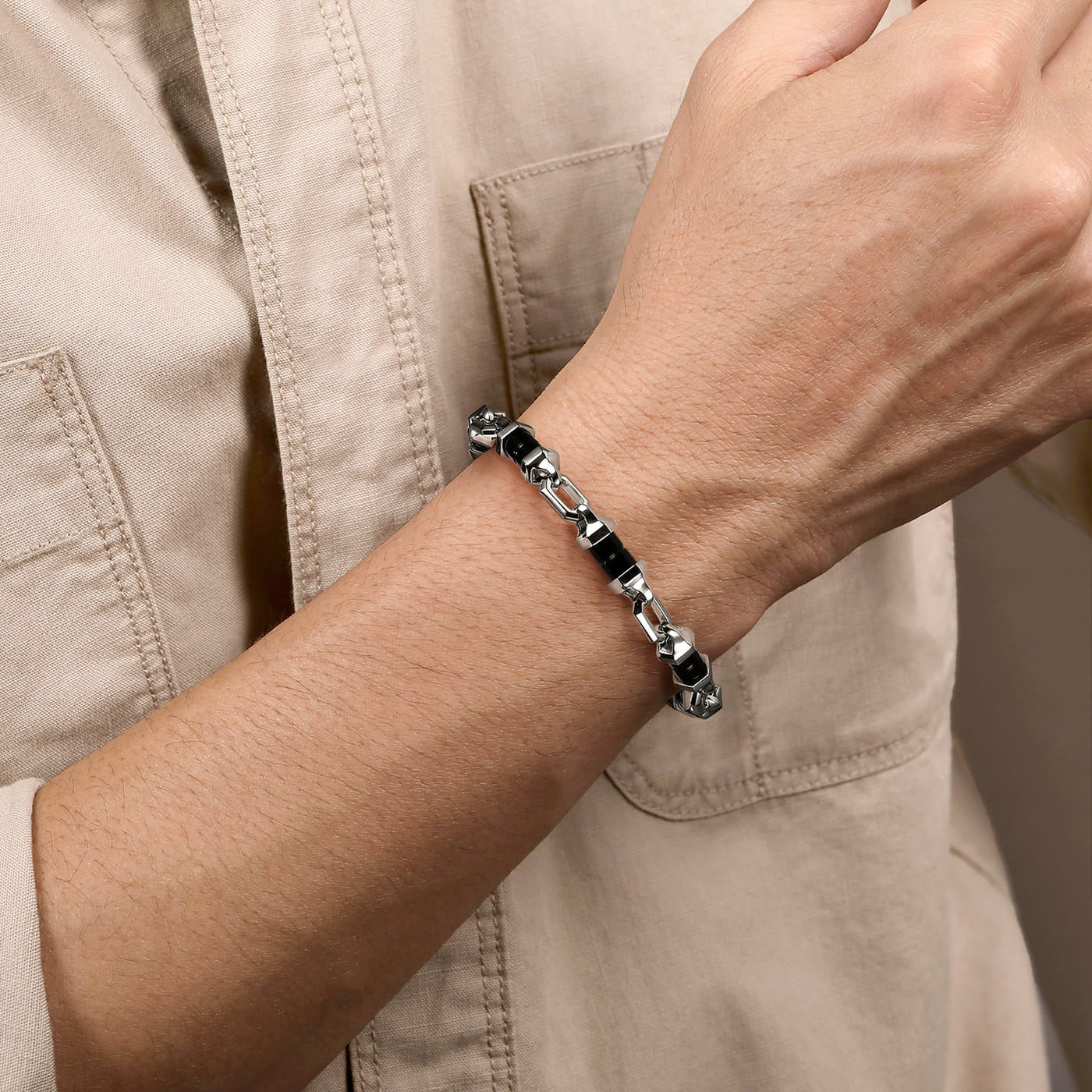 925 Sterling Silver Onyx Cylinder Beaded Men’s Bracelet TBM2169SVJOX