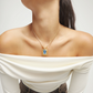 Collar bañado en oro 18k con cristal facetado rectangular azul COL2071AZUORO